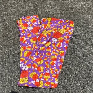 Purple Patterned Leggings with Red, Yellow & White Scribble Print